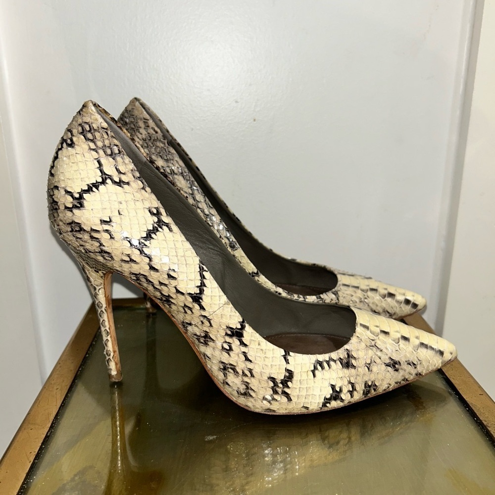 Tory Burch Cecilia Snakeskin Pumps - Picture 2 of 9